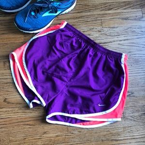 Nike Dri-Fit Women’s running shorts SZ M EUC